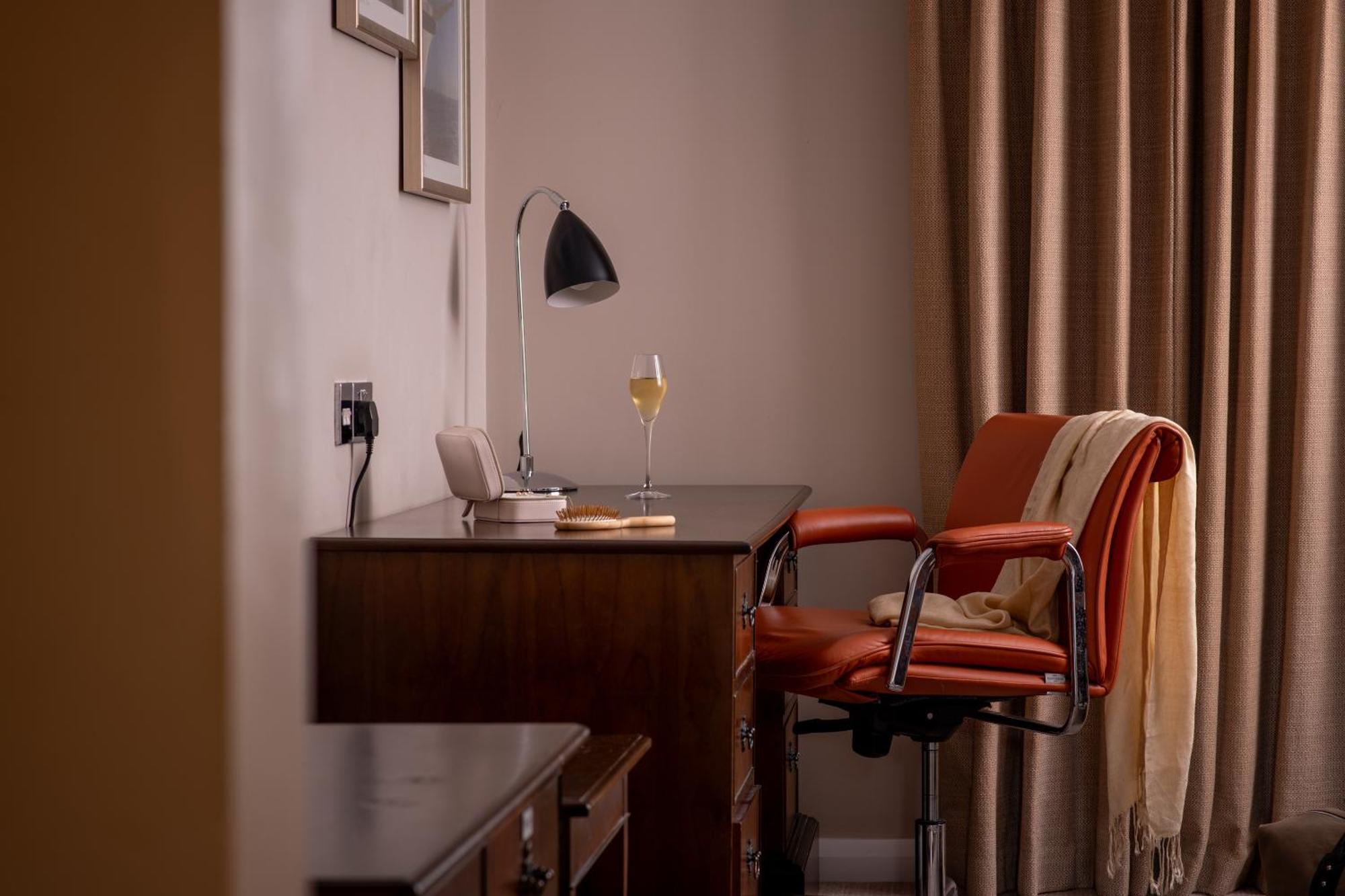 Solent Hotel&Spa Fareham Buitenkant foto
